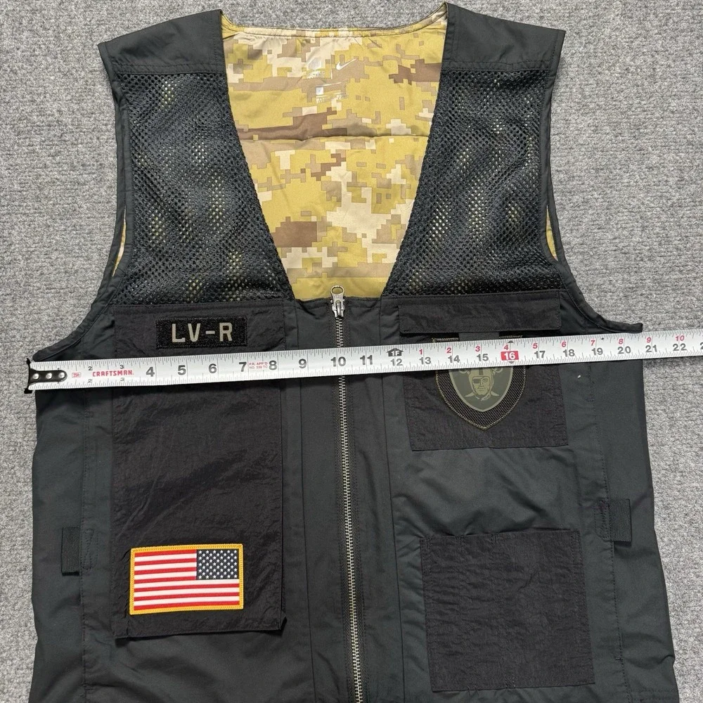 Nike Las Vegas Raiders On Field Salute to Service Utility Vest Size Small Camo A - Picture 9 of 11